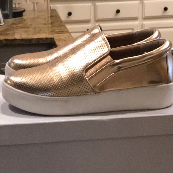 Steve Madden Shoes - Steve Madden Slip On Sneaker